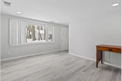 1401 Robin Road, Valparaiso, IN 46383 - Photo 5