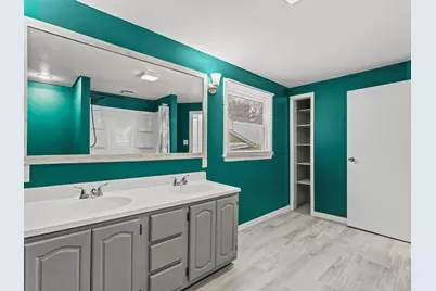 1401 Robin Road, Valparaiso, IN 46383 - Photo 15