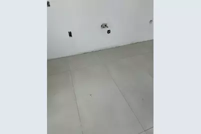 647 Vermont Street, Gary, IN 46402 - Photo 7