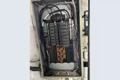 647 Vermont Street, Gary, IN 46402 - Photo 25