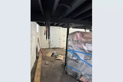 647 Vermont Street, Gary, IN 46402 - Photo 21