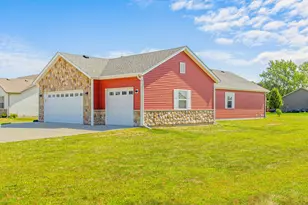 179 S Meadow Ln, Wheatfield, IN 46392 - Photo 3