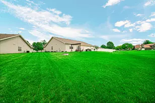 2799 W 84th Ln, Merrillville, IN 46410 - Photo 27