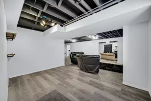 2799 W 84th Ln, Merrillville, IN 46410 - Photo 15