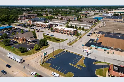 940 W Us-30, Schererville, IN 46375 - Photo 1