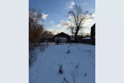 809 E 44th Avenue, Gary, IN 46409 - Photo 3