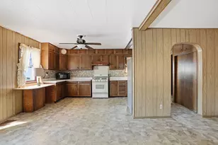 624 N West St, Crown Point, IN 46307 - Photo 7