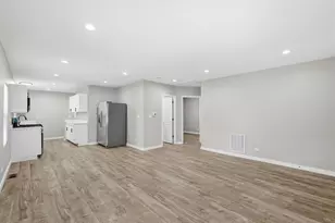 4788 Connecticut St, Gary, IN 46409 - Photo 7