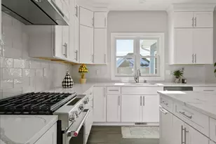 9317 Michigan Dr, Crown Point, IN 46307 - Photo 11