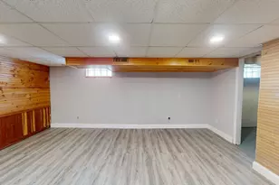 218 N Ash St, Hobart, IN 46342 - Photo 37