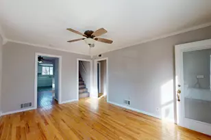 218 N Ash St, Hobart, IN 46342 - Photo 7