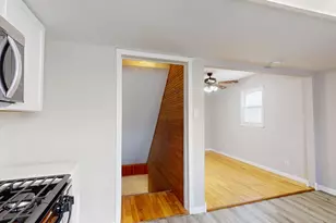 218 N Ash St, Hobart, IN 46342 - Photo 25