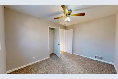 218 N Ash Street, Hobart, IN 46342 - Photo 17