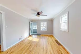 218 N Ash St, Hobart, IN 46342 - Photo 13