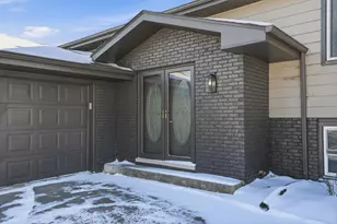 2008 Sir Richard Rd, Schererville, IN 46375 - Photo 3