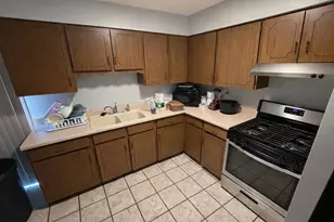 205 Fairview Ln, Schererville, IN 46375 - Photo 3