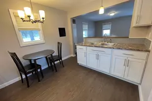 1182 Linwood Ave, Valparaiso, IN 46383 - Photo 5