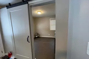 1182 Linwood Ave, Valparaiso, IN 46383 - Photo 9