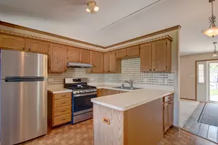 13100 Snowberry Ln, Saint John, IN 46373 - Photo 7