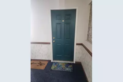 2721 Georgetowne Drive #D1, Highland, IN 46322 - Photo 3