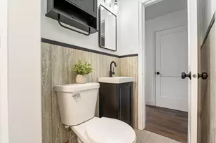 3233 Ridge Rd, Highland, IN 46322 - Photo 19