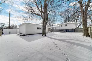 8031 North Dr, Highland, IN 46322 - Photo 21