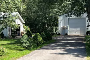 10901 N 555 E, Demotte, IN 46310 - Photo 9