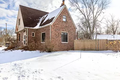 42 Indi Illi Pkwy, Hammond, IN 46324 - Photo 7