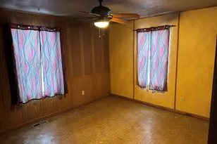 10683 N 253 E, Demotte, IN 46310 - Photo 9