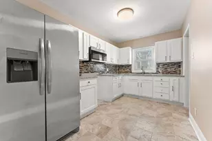 1166 Noble St, Gary, IN 46404 - Photo 5