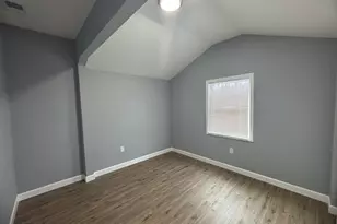 5055 Maryland St, Gary, IN 46409 - Photo 9