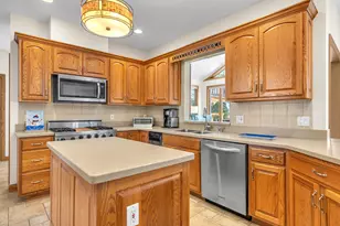 13041 W 90th Ave, Saint John, IN 46373 - Photo 9