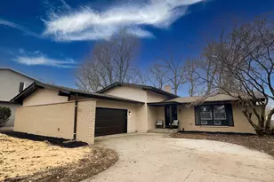 1531 Fran-lin Pkwy, Munster, IN 46321 - Photo 1