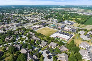 902 Cornwallis Ln, Munster, IN 46321 - Photo 49