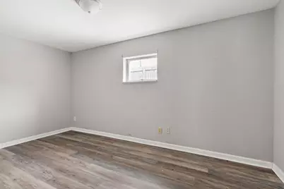 8120 Kennedy Avenue, Highland, IN 46322 - Photo 5