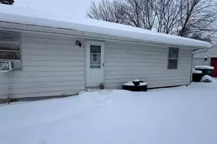 123 Laurel St, La Porte, IN 46350 - Photo 3