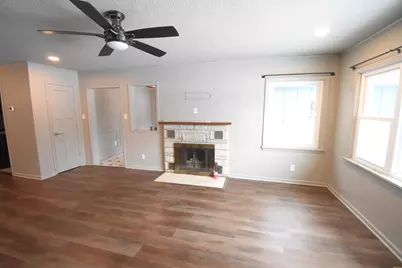 225 W Grace Street, Rensselaer, IN 47978 - Photo 7