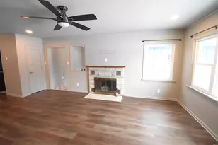 225 W Grace St, Rensselaer, IN 47978 - Photo 7