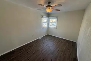 400 N Virginia St, Hobart, IN 46342 - Photo 7