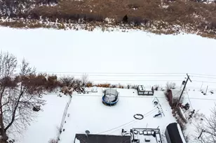 2812 W 60th Dr, Merrillville, IN 46410 - Photo 33