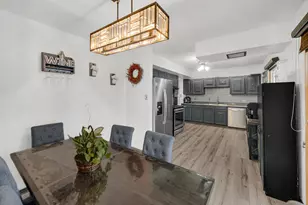 2812 W 60th Dr, Merrillville, IN 46410 - Photo 13