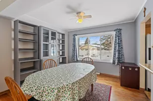 7748 Delaware Pl, Merrillville, IN 46410 - Photo 13