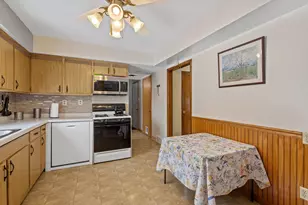 7748 Delaware Pl, Merrillville, IN 46410 - Photo 15