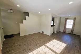 301 Belden Pl, Munster, IN 46321 - Photo 5