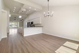 10691 Walnut Dr, Saint John, IN 46373 - Photo 7