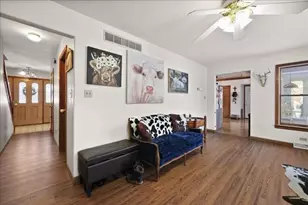 11 N 675 W, Valparaiso, IN 46385 - Photo 3