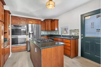 1112 Jefferson Avenue, La Porte, IN 46350 - Photo 11