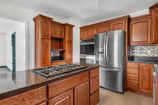 1112 Jefferson Ave, La Porte, IN 46350 - Photo 9