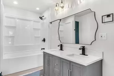 1112 Jefferson Avenue, La Porte, IN 46350 - Photo 11