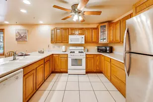 8708 Truman Cir, Cedar Lake, IN 46303 - Photo 7